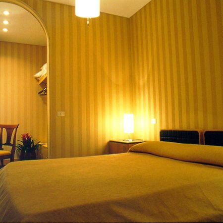 Lemon Garden Hotel Rome Exterior photo