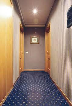 Lemon Garden Hotel Rome Exterior photo